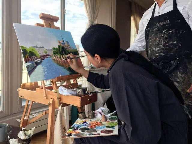 看到才貌双全张馨予的画作,都感叹她可以去当画家了