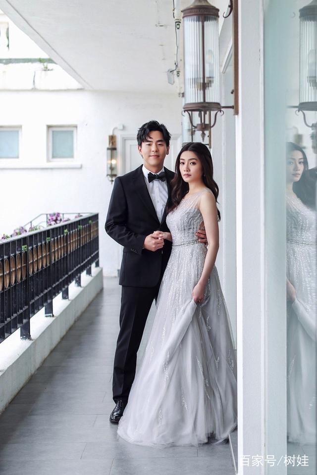 柯受良儿子香港办婚宴张学友苗侨伟出席，离世16年昔日兄弟情犹存