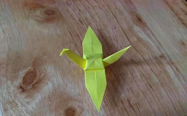 如何叠千纸鹤,怎么叠千纸鹤一步一步教简单图37