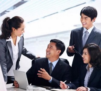 人际沟通的重要性,你认为与人沟通最重要的是什么?怎样才与周围人打成一片?