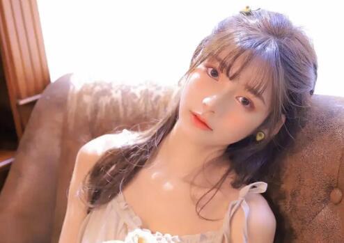 女生说不想出门咋办