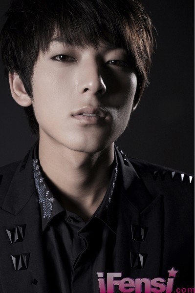 黄晓明?胡歌?吴奇隆?郭富城?林青霞?秦海璐?有”沟“必火