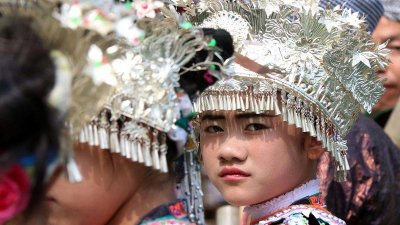 ​侗族女孩特点