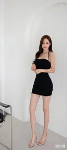 ​夜店女神绝美性感令人心动哦