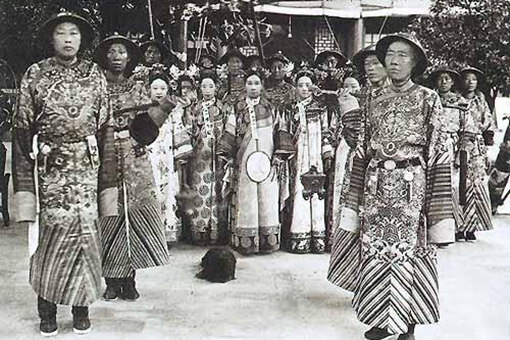 历史上的安德海为什么会被杀?杀害安德海的人是谁? 历史上的安德海为什么会被杀?杀害安德海的人是谁?