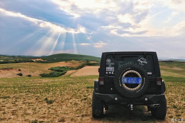 20款两门牧马人越野（硬汉才能驾驭大吉普）(19)