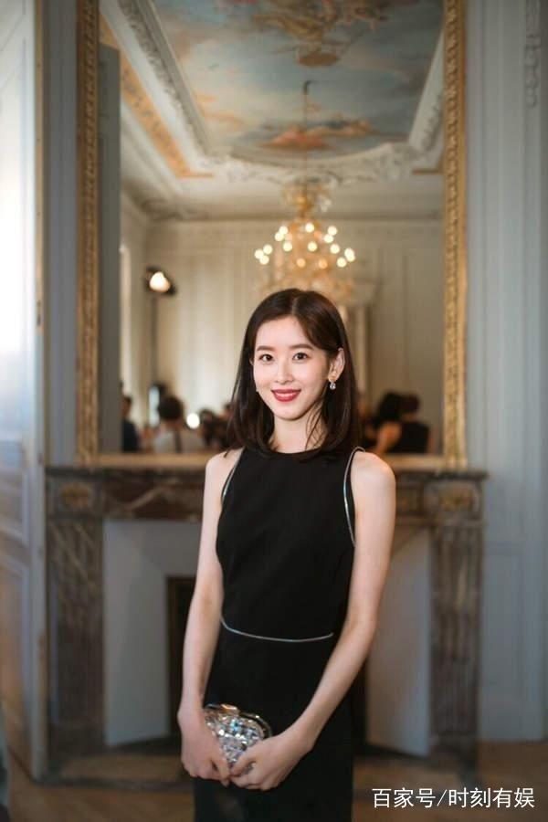 “奶茶妹”朋友圈终于曝光,原来她也是如此脆弱