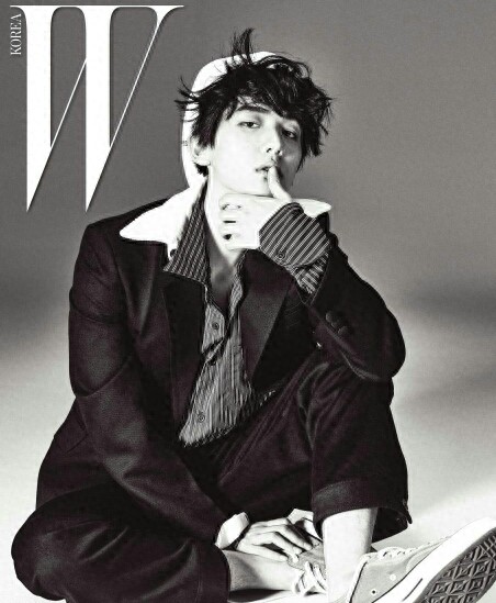 太撩人!快看WuliEXO边伯贤酷帅照片大集锦!