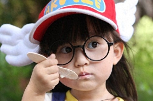 无敌小葡萄可爱图片_有女如小葡萄足矣