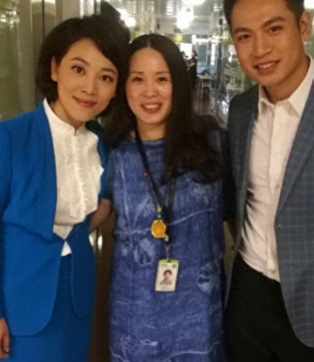 央视主持人劳春燕