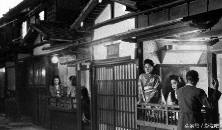 50年代，日本警察“扫黄”