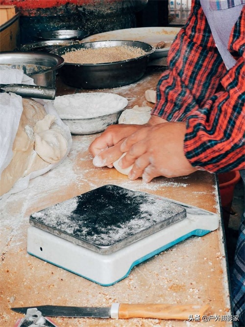 开封经典传统美食——高炉烧饼