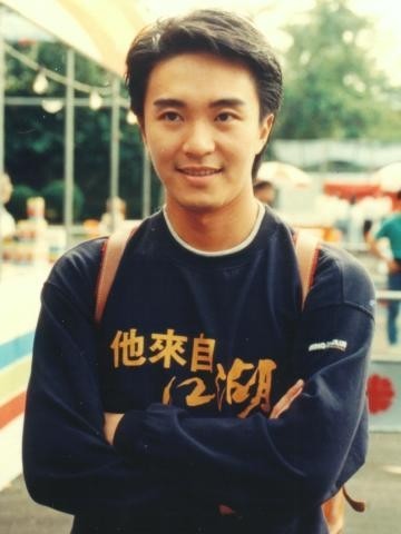 周星驰从小到大照片合集——这个一直陪伴我们的男人终于老了