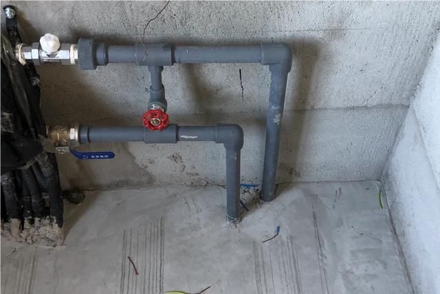 开暖气要开加湿器吗，家里暖气太暖了，怎么办？图8