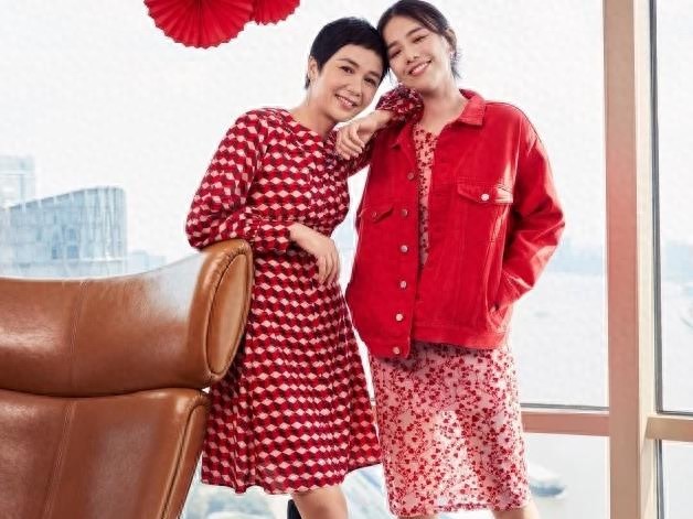 蒋雯丽年轻时的旧照，网友直言太美了