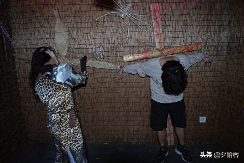 武汉欢乐谷万圣欢乐节 全新鬼屋令人心潮澎湃