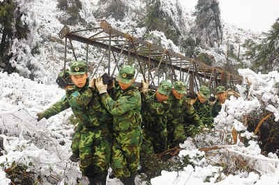 2008年南方雪灾，带你重回冰冻的记忆，那年你在哪？