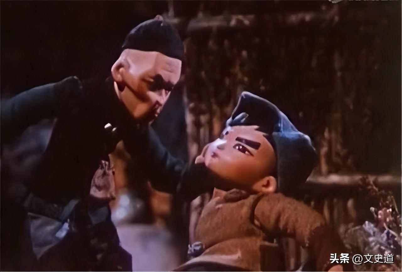 半夜鸡叫周扒皮寓言故事(半夜鸡叫周扒皮的故事)