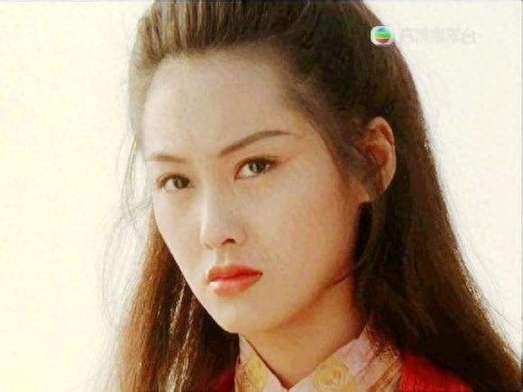 昔日的紫霞仙子朱茵，是否又勾起了你的青春记忆？