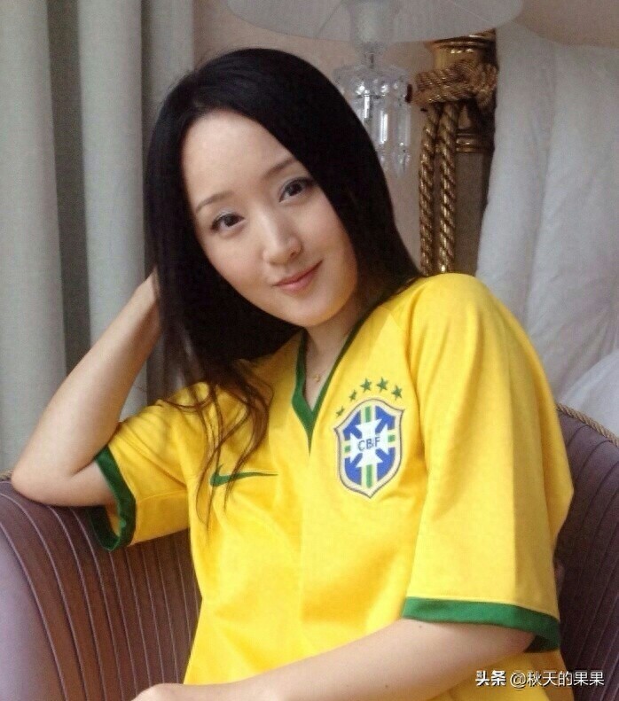 杨钰莹,1971年5月11日出生于江西省南昌市,带给我们的完美声线