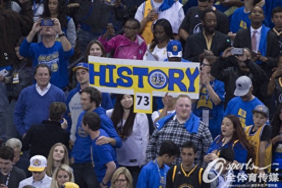 73胜!!!勇士破20年纪录 库里砍46分三分破400