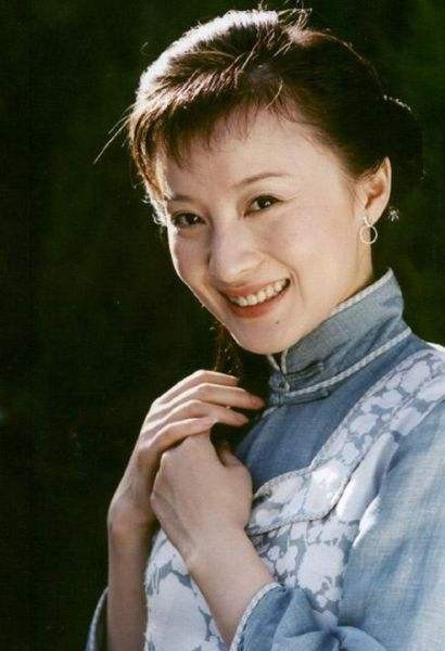 徐露：因饰演可云一炮而红，与丈夫因戏生情育有一女，今淡出荧屏