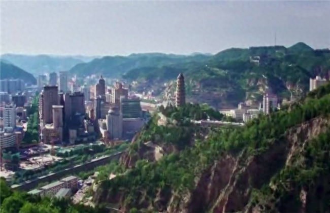 景中文化之旅：延安宝塔山